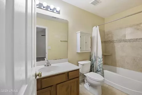 Bath - 305 Cross Rd, Bluffton, SC 29910 photo 4 of 4