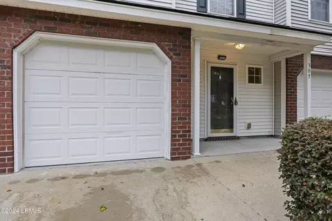 Exterior - 305 Cross Rd, Bluffton, SC 29910 photo 1 of 10