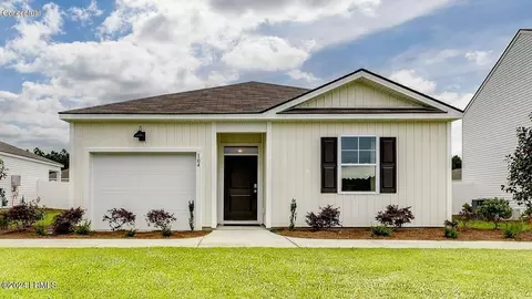 196 Holiday St, Ridgeland, SC 29936