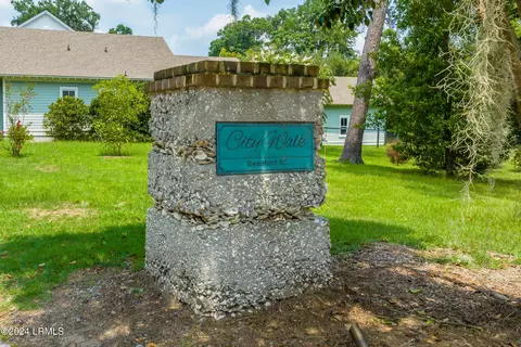 606 Water St, Beaufort, SC 29902