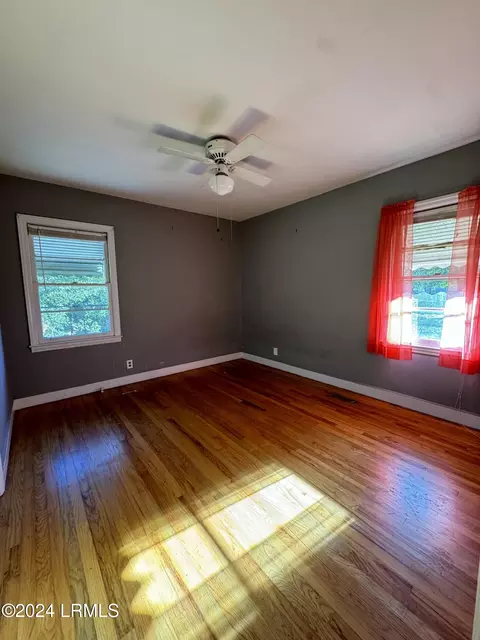 Bedroom - 609 Lightsey Street Ext, Hampton, SC 29924 photo 2 of 3