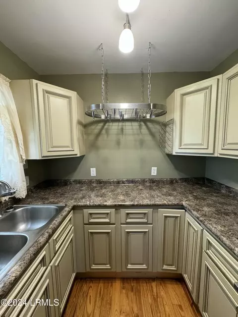 Kitchen - 609 Lightsey Street Ext, Hampton, SC 29924 photo 5 of 5