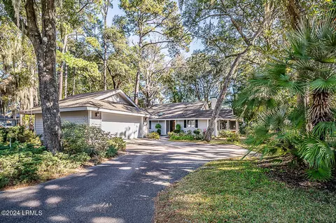 651 S Reeve Rd, Saint Helena Island, SC 29920