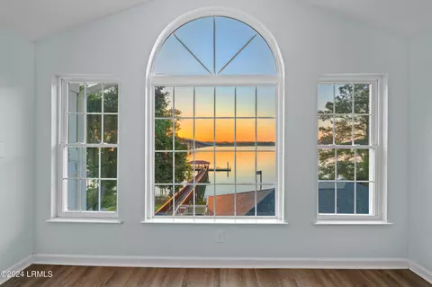 1231 Ladys Island Dr #333, Port Royal, SC 29935