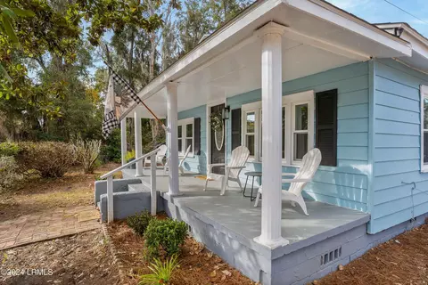 2213 Waddell Rd, Port Royal, SC 29935