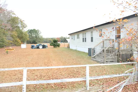 Exterior - 344 Suzie Ln, Brunson, SC 29911 photo 3 of 3