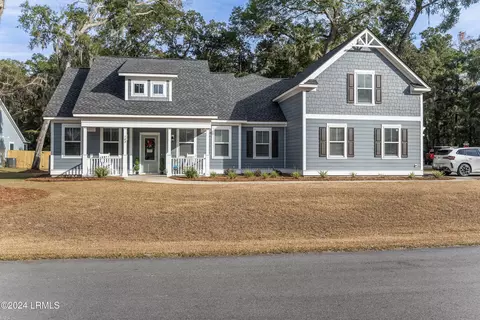 102 American Avocet Ct, Beaufort, SC 29907