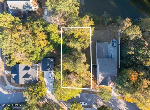 1605 Deanne Dr, Beaufort, SC 29902