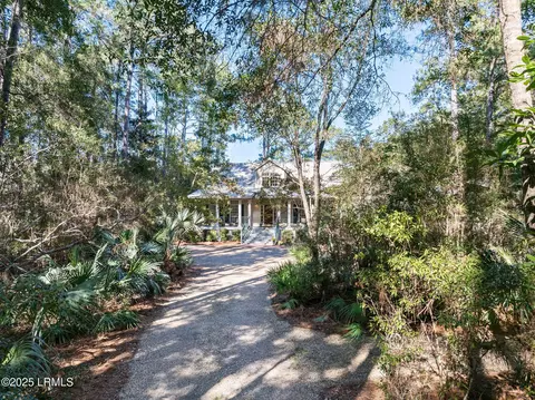 13 Fox Squirrel Ct, Okatie, SC 29909