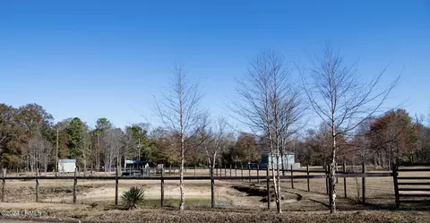 819 Misty Ridge Ln, Walterboro, SC 29488
