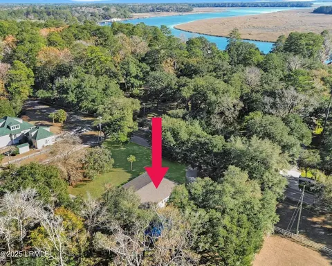 66 Camp Saint Mary Rd, Okatie, SC 29909