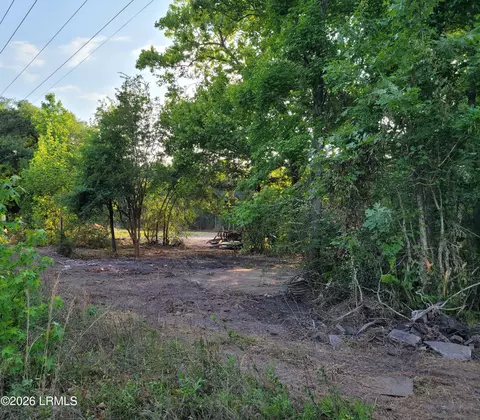 1865 N Okatie Hwy, Okatie, SC 29909