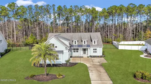 129 Danbridge Ct, Bluffton, SC 29910 photo 2