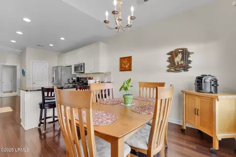 Dining - 76 Station Loop, Bluffton, SC 29910 photo 4 of 7