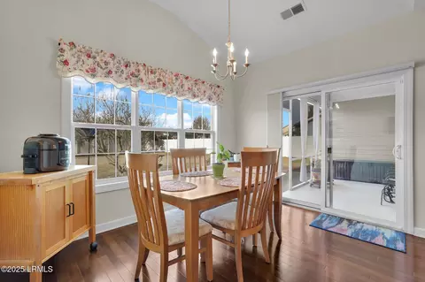 Dining - 76 Station Loop, Bluffton, SC 29910 photo 7 of 7