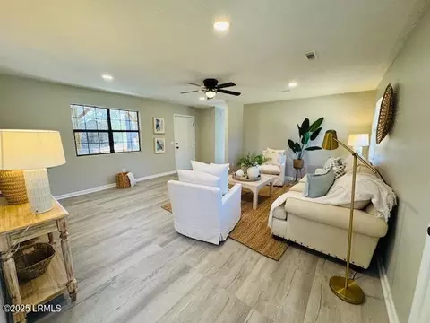 Living - 84 Bobwhite Trl, Hampton, SC 29924 photo 2 of 2