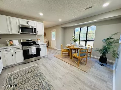 Dining - 84 Bobwhite Trl, Hampton, SC 29924 photo 1 of 1