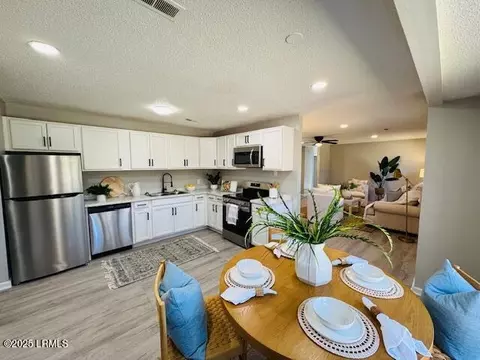 Kitchen - 84 Bobwhite Trl, Hampton, SC 29924 photo 1 of 3