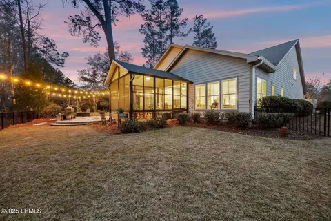 9 Driftwood Ct, Bluffton, SC 29910