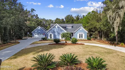 11 Shade Tree Ln, Beaufort, SC 29907