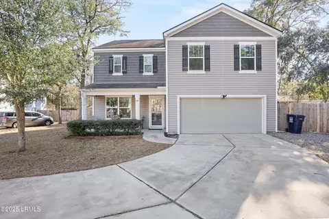 60 Holly Hall Rd, Beaufort, SC 29907