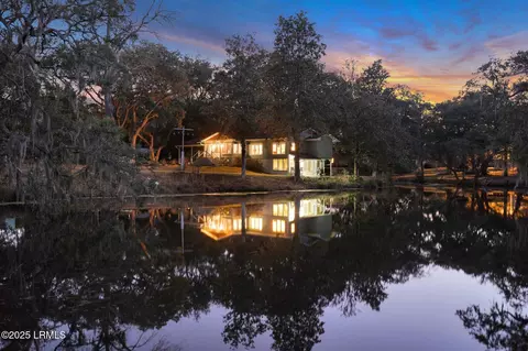 55 Davidson Rd, Beaufort, SC 29906