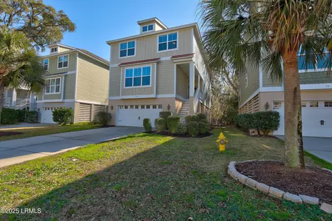 38 Jarvis Creek Ln, Hilton Head Island, SC 29926