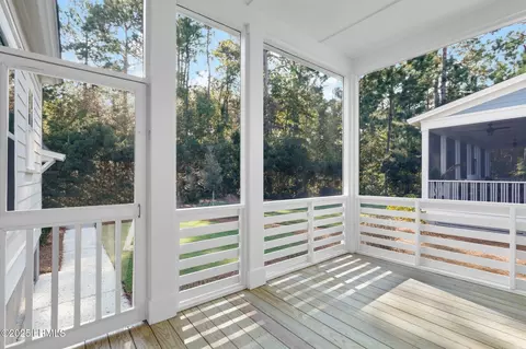 Exterior - 34 Pondhawk Rd, Bluffton, SC 29909 photo 5 of 10