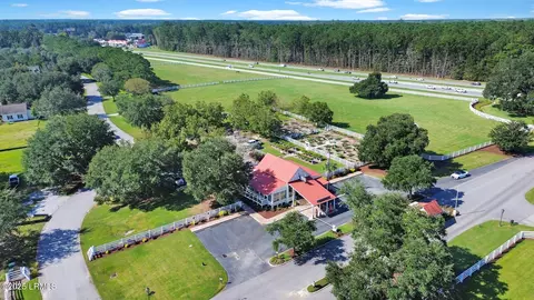 View/Area - 34 Pondhawk Rd, Bluffton, SC 29909 photo 2 of 7
