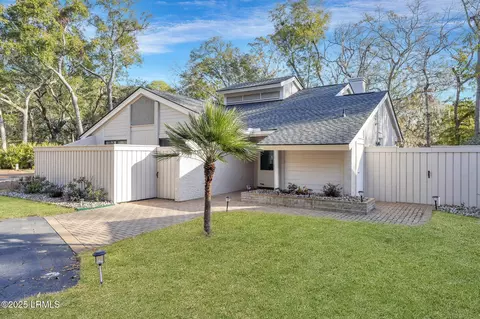 51 Timber Ln, Hilton Head Island, SC 29926