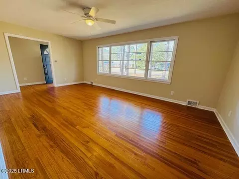 303 Joey St, Hampton, SC 29924 photo 3