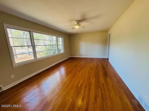 303 Joey St, Hampton, SC 29924 photo 2