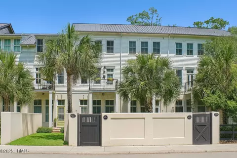 23 Market St #B2, Burton, SC 29906