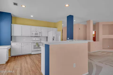 Kitchen - 43 Devant Dr E, Okatie, SC 29909 photo 2 of 4