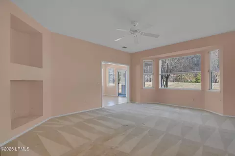 Living - 43 Devant Dr E, Okatie, SC 29909 photo 2 of 4