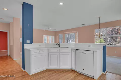 Kitchen - 43 Devant Dr E, Okatie, SC 29909 photo 4 of 4