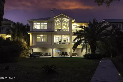 12 Cassina Ln, Hilton Head Island, SC 29928