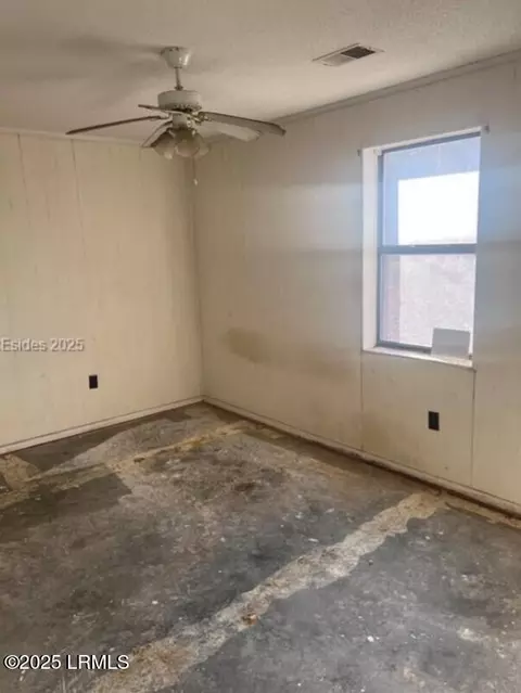 59 Cooper St, Denmark, SC 29042 photo 3