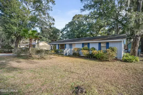 38 Sunset Blvd, Beaufort, SC 29907