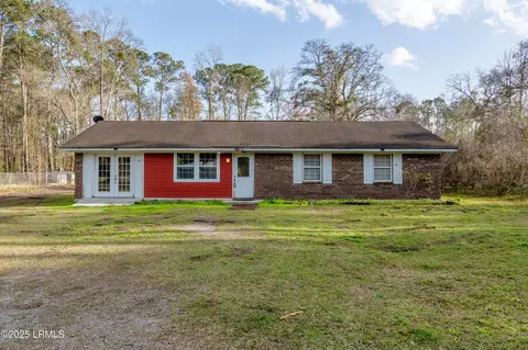 592 Old House Rd, Ridgeland, SC 29936