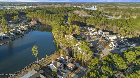 23 Blue Trail Ct, Bluffton, SC 29910