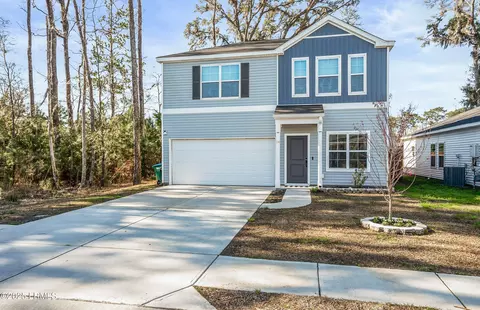 54 Chestnut St, Beaufort, SC 29906