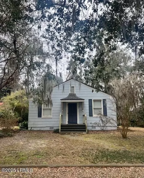 415 Heyward St, Beaufort, SC 29902
