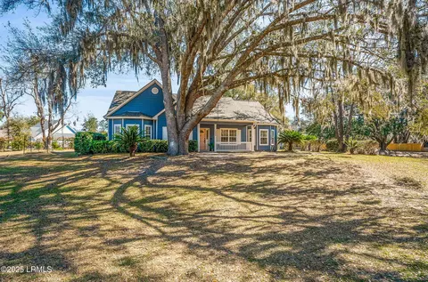 1046 Otter Cir, Beaufort, SC 29902