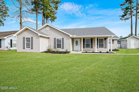 45 Spruce Pine Rd, Ridgeland, SC 29936