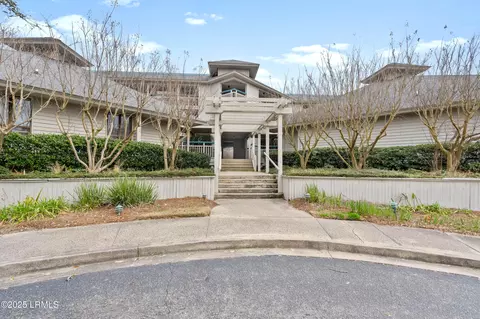 2 Harbor Dr N #L210, Saint Helena Island, SC 29920
