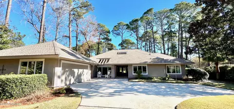 28 Towhee Rd, Hilton Head Island, SC 29926