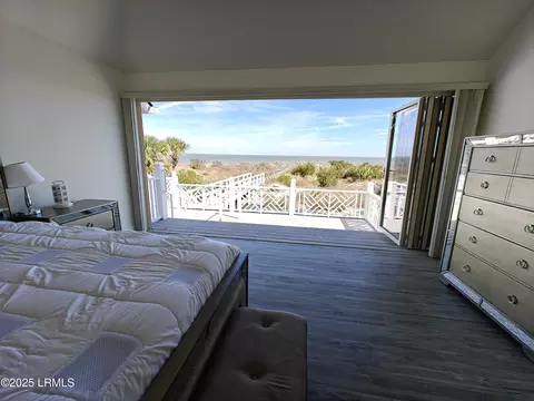 34 Harbor Dr N, Saint Helena Island, SC 29920