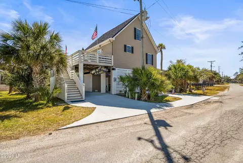152 Tomahawk Trl, Saint Helena Island, SC 29920