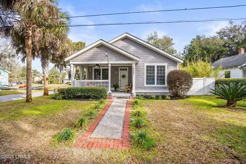 2007 King St, Beaufort, SC 29902
